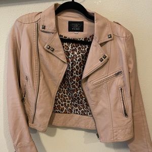 Stunning, light pink Leather Jacket